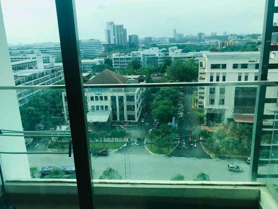 Cozy Cybersqaure With Wifi Free Parkin & Netflix109 * Cyberjaya