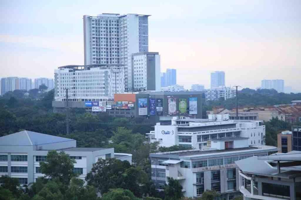 Cozy Cybersqaure With Wifi Free Parkin & Netflix109 Cyberjaya